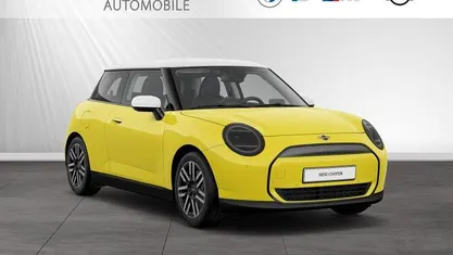 Sunny side yellow Gebraucht 2024 Mini Cooper Kleinwagen | 25.294 € (Superpreis)