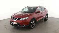 Rot Gebraucht 2015 Nissan Qashqai 360º SUV | 14.490 € (Fairer Preis)