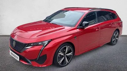 Rot Gebraucht 2024 Peugeot 308 SW GT Kombi | 22.990 € (Fairer Preis)