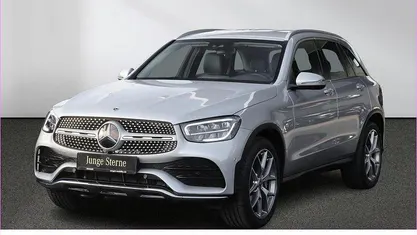 Gebraucht Mercedes GLC200 AMG 197 PS (144 kW) 2022 Lack hightechsilber SUV