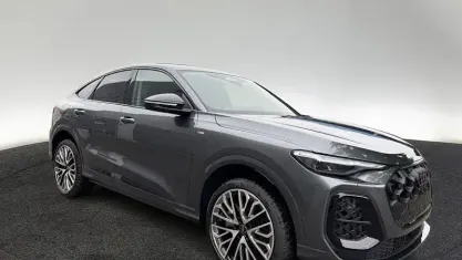 Neu Audi Q5 Sportback Sport 204 PS (150 kW) 2026 Grau SUV