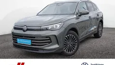 Grün Gebraucht 2024 VW Tiguan Elegance SUV | 41.880 € (Fairer Preis)