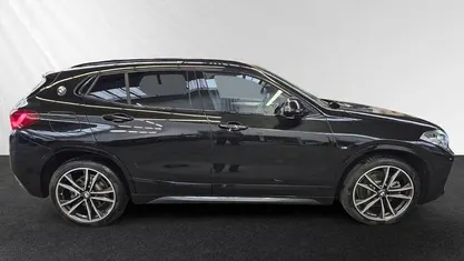 Gebraucht BMW X2 M Sport 220 PS (161 kW) 2021 Saphirschwarz metallic SUV
