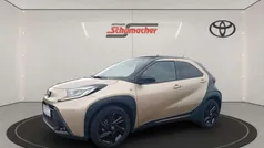 Beige Gebraucht 2023 Toyota Aygo x-style Kleinwagen | 17.250 € (Fairer Preis)