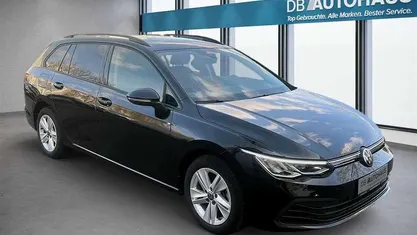 Gebraucht VW Golf VIII Life 116 PS (85 kW) 2023 Schwarz Kombi