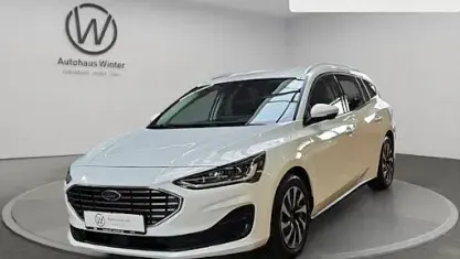 Begagnad Ford Focus Titanium 120 HK (88 kW) 2022 Vit Kombi