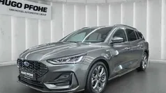 Grau Gebraucht 2024 Ford Focus ST-Line X Kombi | 28.600 € (Fairer Preis)