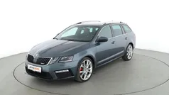 Grau Gebraucht 2019 Skoda Octavia RS Kombi | 22.370 € (Fairer Preis)