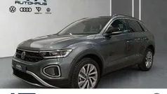 Indiumgrau metallic Gebraucht 2025 VW T-Roc Goal SUV | 31.667 € (Fairer Preis)