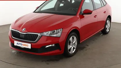 Gebraucht Skoda Scala Ambition 95 PS (69 kW) 2022 Rot Kleinwagen