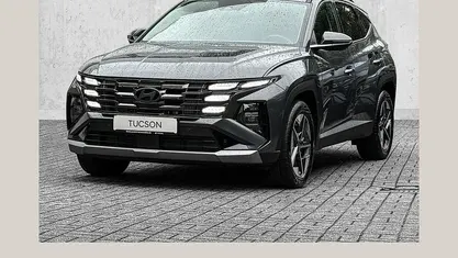 Neu Hyundai Tucson Trend 150 PS (110 kW) 2025 Ecotronic grey SUV
