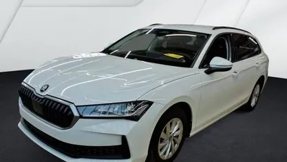 Gebraucht Skoda Superb Essence 150 PS (110 kW) 2025 Kombi