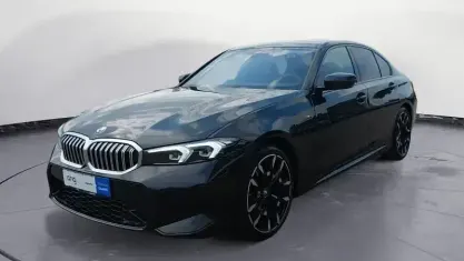 Gebraucht BMW 320 M Sport 184 PS (135 kW) 2025 Schwarz Limousine
