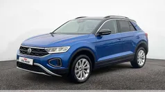 Blau Gebraucht 2025 VW T-Roc Life SUV | 27.444 € (Superpreis)