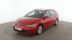 Rot Gebraucht 2021 VW Golf VIII Life Kombi | 20.510 € (Fairer Preis)