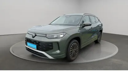 Gebraucht VW Tayron Life 150 PS (110 kW) 2025 Cipressinogrün metallic SUV