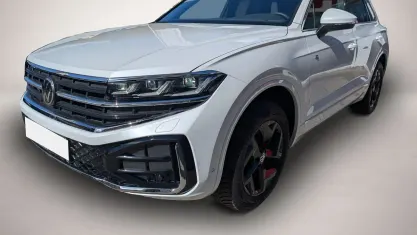Gebraucht VW Touareg IQ Drive 231 PS (169 kW) 2025 Weiß SUV