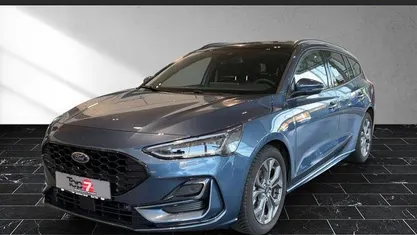 Chromablau (blau) Gebraucht 2023 Ford Focus ST-Line Kombi | 25.400 € (Fairer Preis)