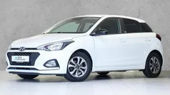 Weiß Gebraucht 2020 Hyundai i20 Limousine | 11.690 € (Fairer Preis)