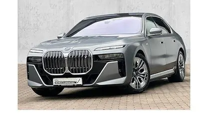 Gebraucht BMW i7 M Sport 400 kW (544 PS) 2024 Bmw individual froze Limousine