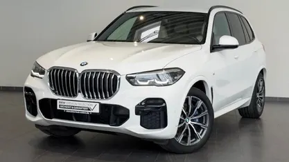 Weiss Gebraucht 2022 BMW X5 M Sport SUV | 48.988 € (Superpreis)