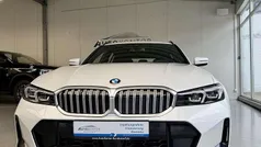 Mineralweiss Gebraucht 2025 BMW 330 M Sport Kombi | 39.970 € (Superpreis)