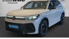 Weiss Gebraucht 2024 VW Tiguan Style SUV | 53.470 € (Guter Preis)