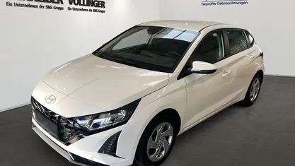 Gebraucht Hyundai i20 Select 101 PS (74 kW) 2024 Kleinwagen