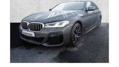Second-hand BMW 545e M Sport 394 CP (289 kW) 2021 Gri Berlinǎ