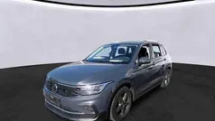 Grau Gebraucht 2021 VW Tiguan Active SUV | 26.990 € (Fairer Preis)