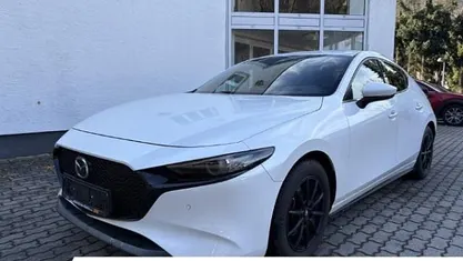 Gebraucht Mazda 3 Active 122 PS (89 kW) 2021 Weiss Limousine