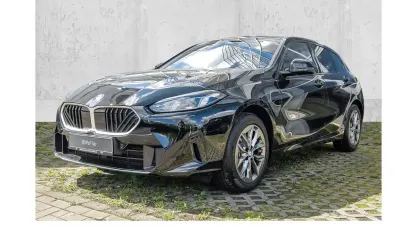 Nowe BMW 116 122 KM (89 kW) 2026 Czarny Hatchback