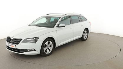 Używany Skoda Superb Style 180 KM (132 kW) 2018 Biały Kombi
