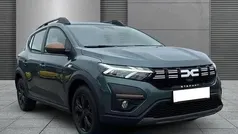 Zedergrün Neu 2025 Dacia Sandero Extreme Kleinwagen | 20.600 € (Fairer Preis)