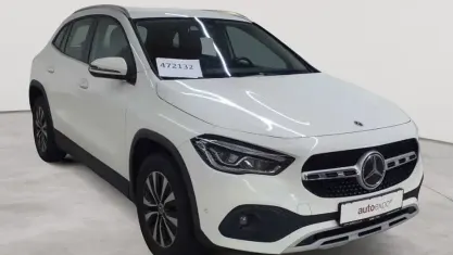 Gebraucht Mercedes GLA200 Style 150 PS (110 kW) 2022 Polarweiß SUV