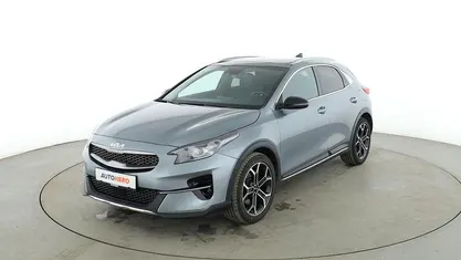 Grau Gebraucht 2022 Kia XCeed Black Xdition SUV | 23.490 € (Fairer Preis)