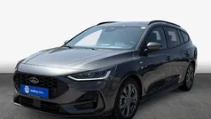 Magnetic grau metallic Gebraucht 2024 Ford Focus ST-Line Limousine | 25.490 € (Fairer Preis)