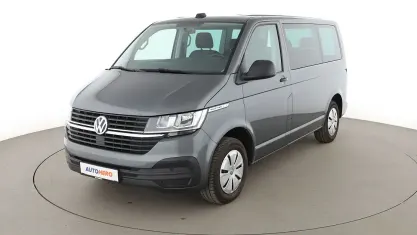 Gebraucht VW Multivan Trendline 150 PS (110 kW) 2022 Grau Van / Kleinbus