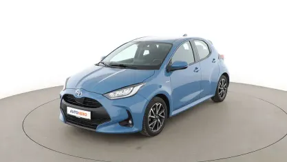 Gebraucht Toyota Yaris Club 91 PS (66 kW) 2021 Blau Kleinwagen