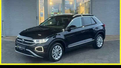 Schwarz Gebraucht 2024 VW T-Roc Style SUV | 27.930 € (Guter Preis)