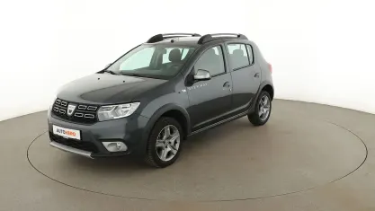 Gebraucht Dacia Sandero Essentiel 73 PS (53 kW) 2020 Grau Limousine