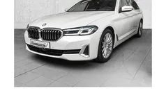 Weiß Gebraucht 2021 BMW 530 Luxury Line Kombi | 37.370 € (Fairer Preis)