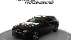 Obsidianschwarz metallic Gebraucht 2022 Mercedes C200 Avantgarde Kombi | 31.990 € (Fairer Preis)