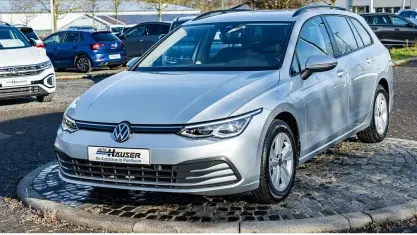 Second-hand VW Golf VIII Business 131 CP (96 kW) 2023 Argintiu Break