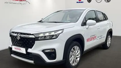 Cool white pearl metallic Gebraucht 2025 Suzuki SX4 S-Cross SUV | 20.690 € (Guter Preis)