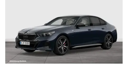 Gebraucht BMW 550e M Sport 313 PS (230 kW) 2025 Schwarz Limousine