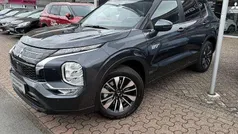 Basaltgrau Neu 2025 Mitsubishi Outlander P-HEV Plus Limousine | 44.950 € (Superpreis)