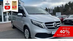 Gebraucht 2023 Mercedes V220 Van / Kleinbus | 51.990 € (Fairer Preis)