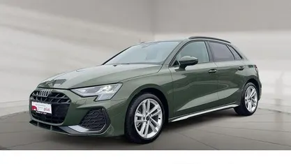 Gebraucht Audi A3 S-Line 116 PS (85 kW) 2025 Distriktgrün metallic Limousine