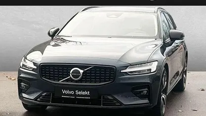 Denim blue Gebraucht 2024 Volvo V60 Plus Kombi | 37.250 € (Fairer Preis)